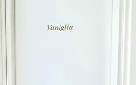 Essence Domus Vaniglia